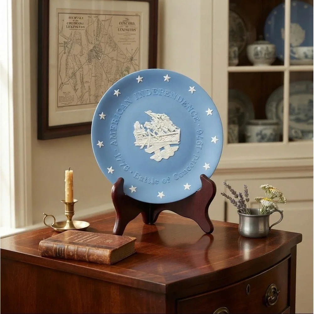 Wedgwood Jasperware American Independence Battle of Concord Bicentennial Plate